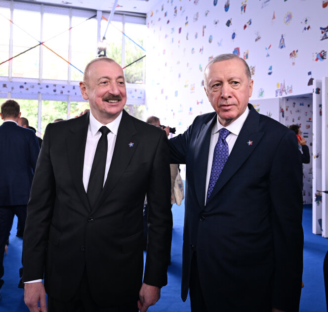 President Ilham Aliyev participated in first plenary session of the 6th European Political Community Summit