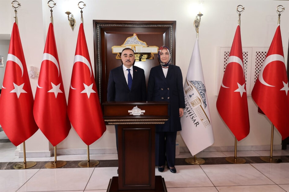 Türkiye, Azerbaijan discuss ways to deepen economic cooperation in Afyonkarahisar