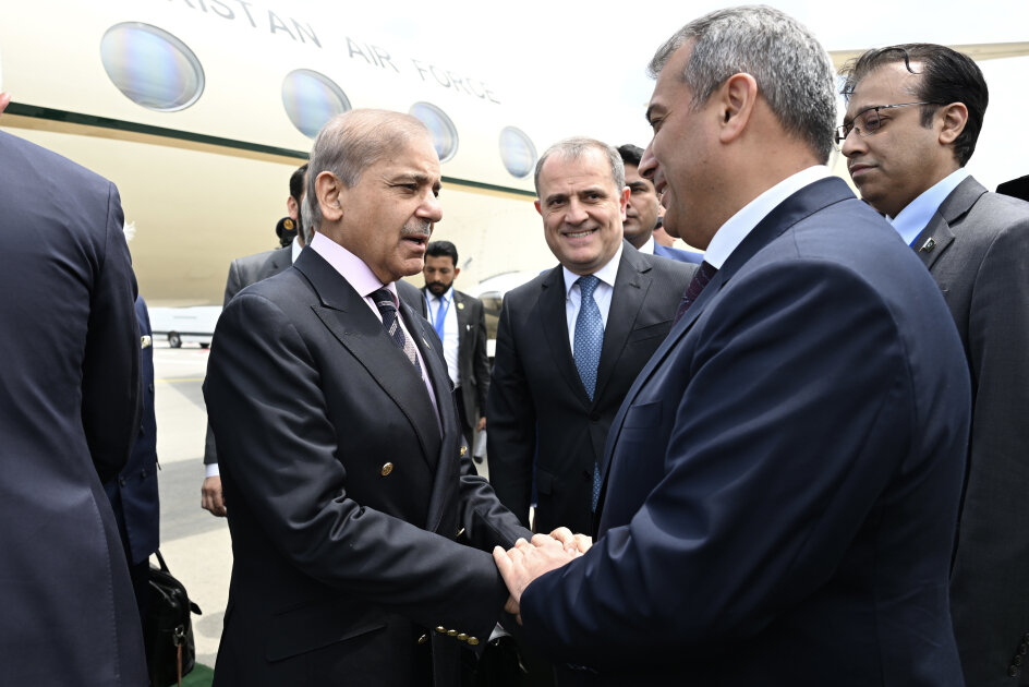 Prime Minister of Pakistan Muhammad Shehbaz Sharif arrives in Azerbaijan