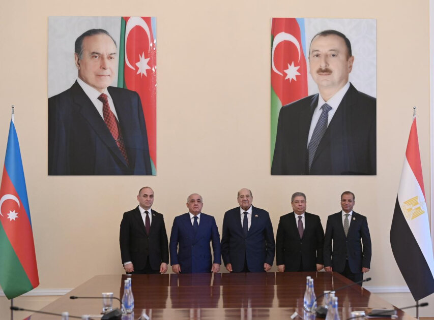 Prime Minister Ali Asadov meets with Speaker of Egyptian Senate