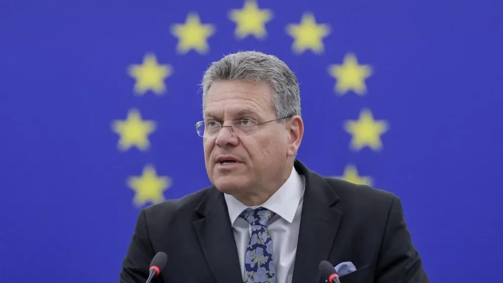 EU calls for 'respect' after Trump threatens 50% tariffs