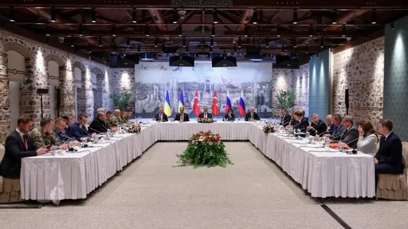 In the same room, but Ukraine and Russia remain quite far apart