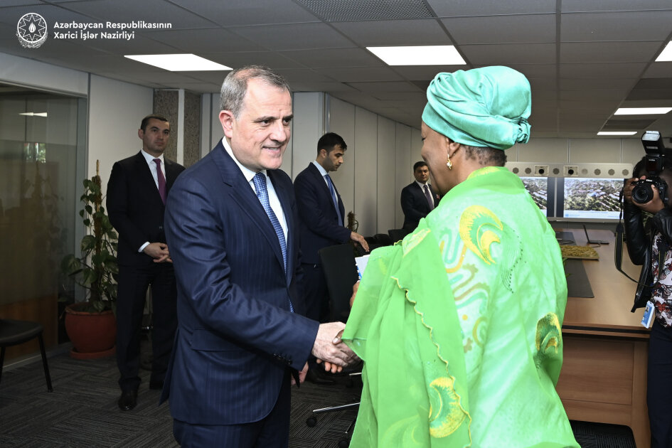 Azerbaijan`s Foreign Minister meets with Director General of UN Office at Nairobi