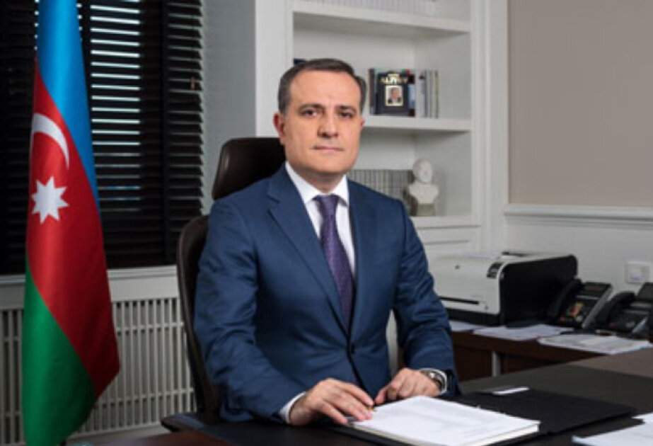 Azerbaijani FM heads to Türkiye for working visit