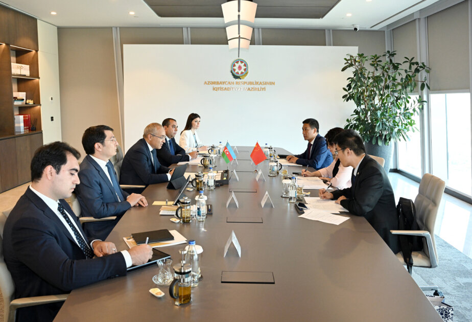 Azerbaijan, China explore enhancing economic cooperation