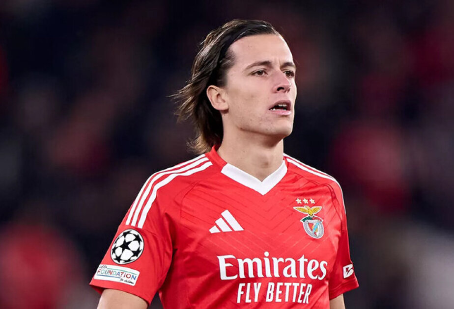 Real Madrid sign ex-Man Utd defender Carreras from Benfica