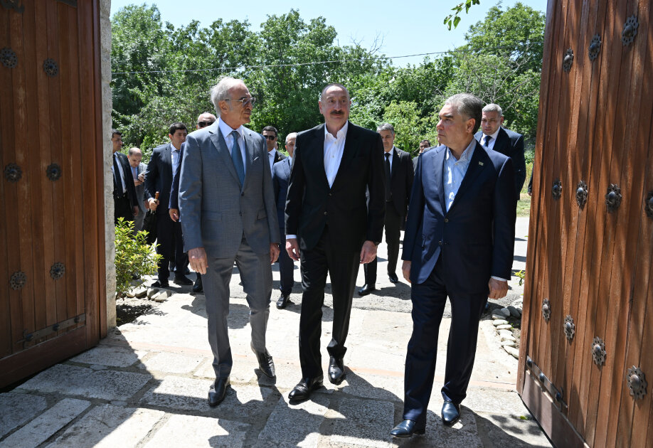 President Ilham Aliyev and Chairman of Turkmenistan’s Halk Maslahaty visited Bulbul’s House-Museum in Shusha