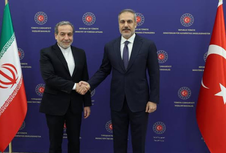 Turkish, Iranian foreign ministers discuss upcoming nuclear talks in Istanbul