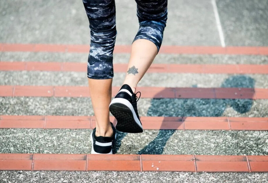 Study links 7,000 daily steps to improved health outcomes