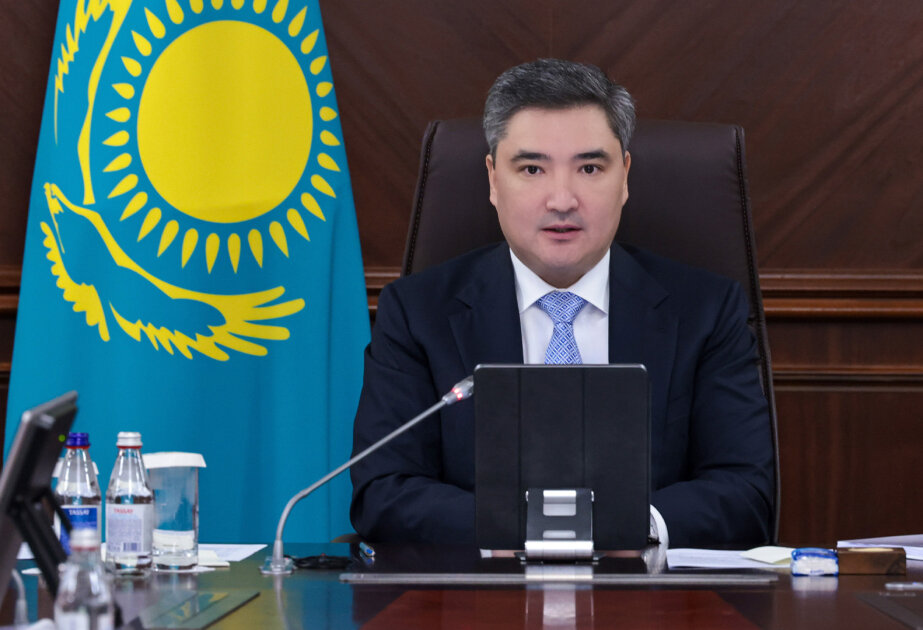 Kazakhstan proposes to join forces to save Caspian, Aral Seas, glaciers