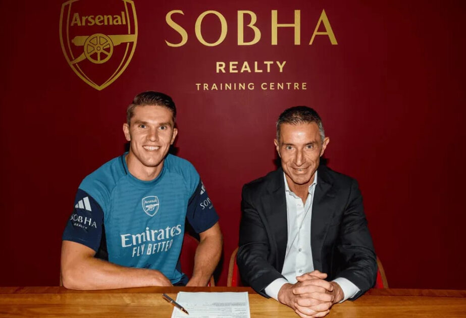 Arsenal complete £64m deal to sign striker Viktor Gyökeres from Sporting