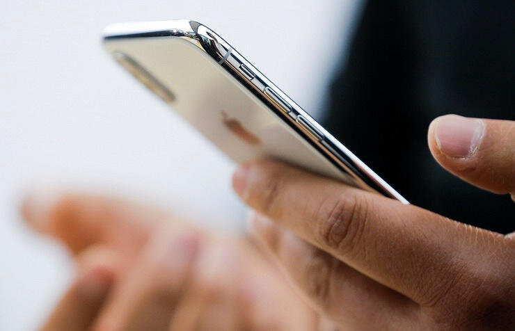 Apple urges users to install iOS 18.6