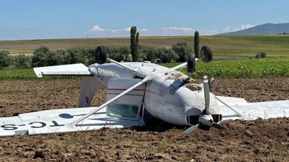 Plane crashes in France, pilot killed