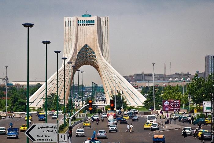 Iranian MPs tie nuclear talks to lifting Gaza blockade