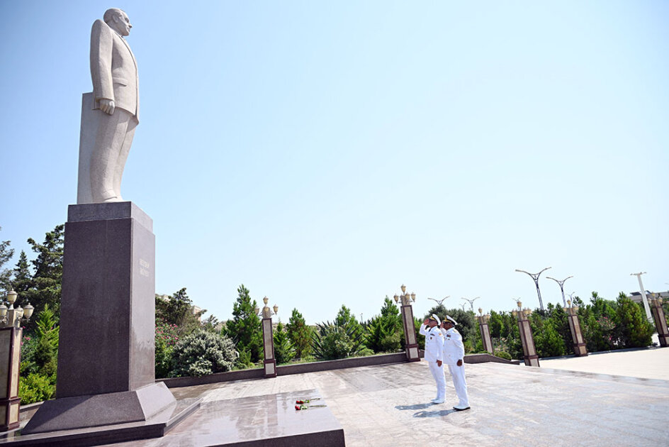 Baku hosts meeting between Azerbaijani and Pakistani Naval Commanders