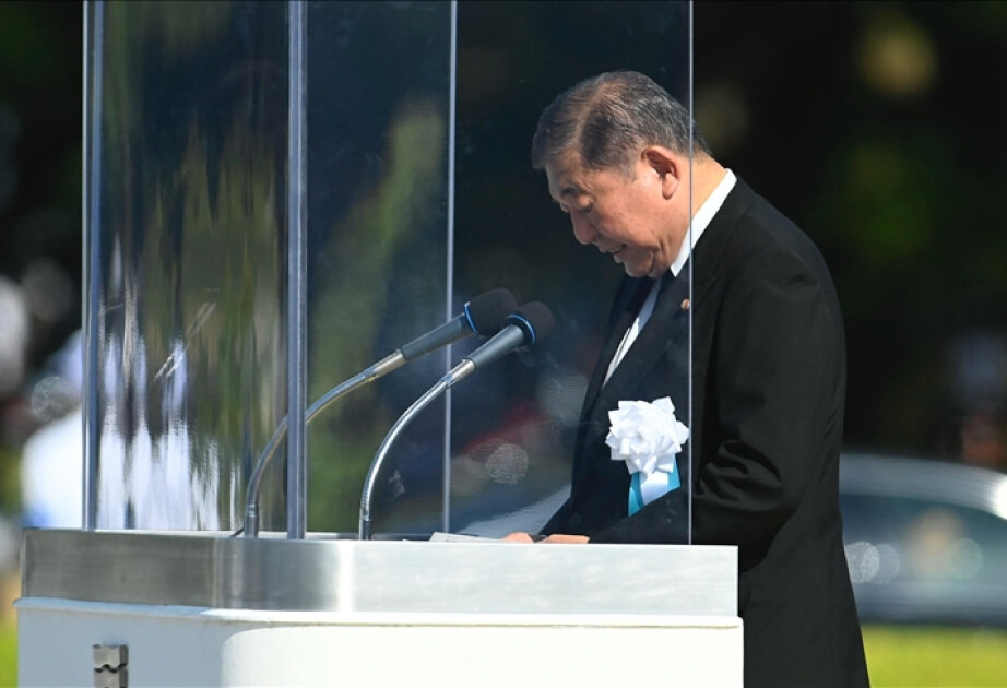 Japanese leaders press for world without nuclear weapons on Hiroshima anniversary