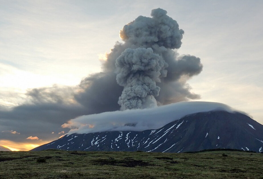Krasheninnikov volcano in Russia’s Kamchatka sends 9-kilometer ash plume into sky