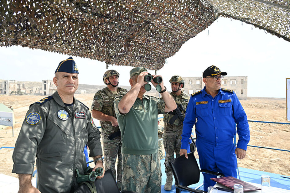 Navy holds live-fire tactical exercise, Defense Ministry