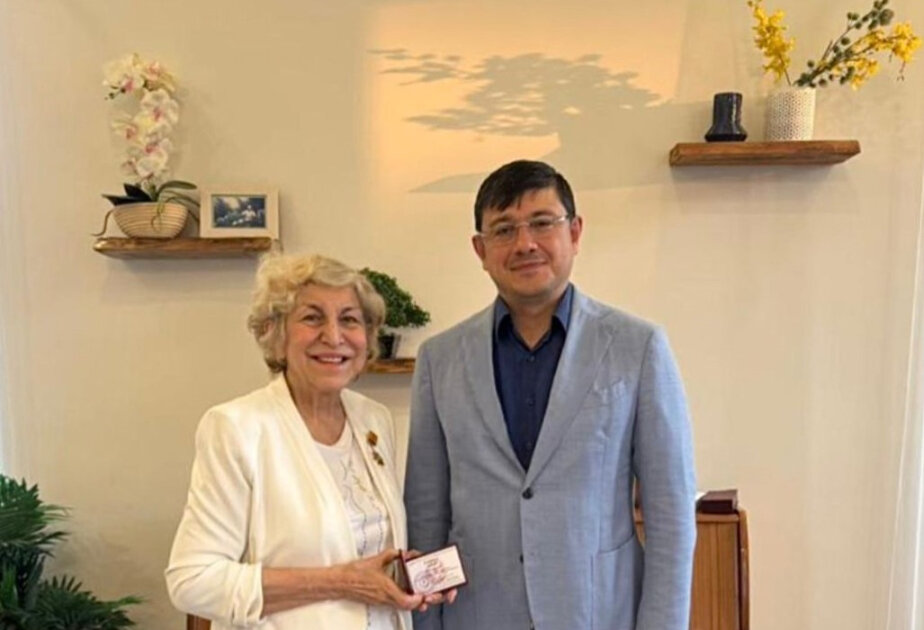 Azerbaijani cultural figure in the U.S. awarded medal