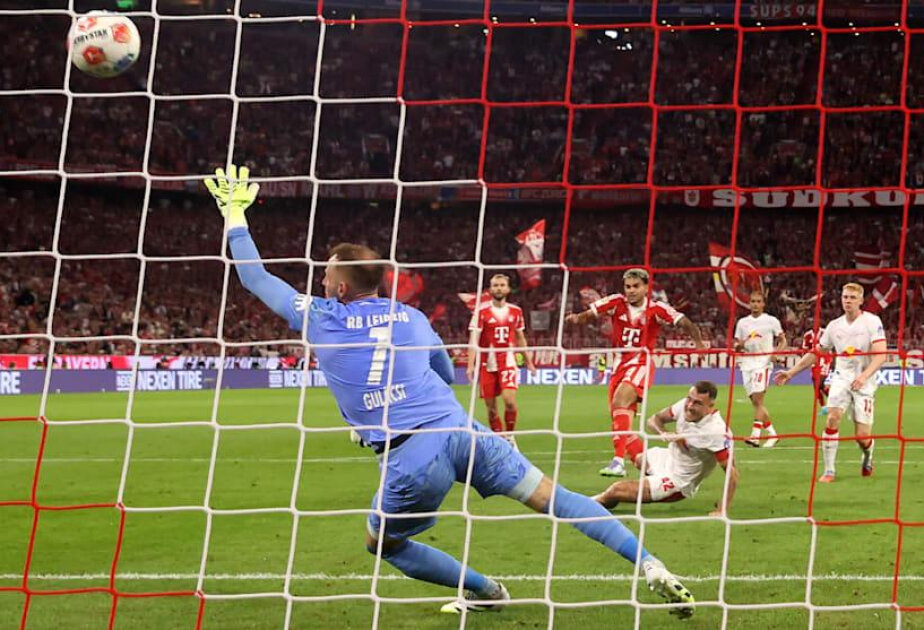 Kane hat-trick inspires Bayern to ruthless win over Leipzig