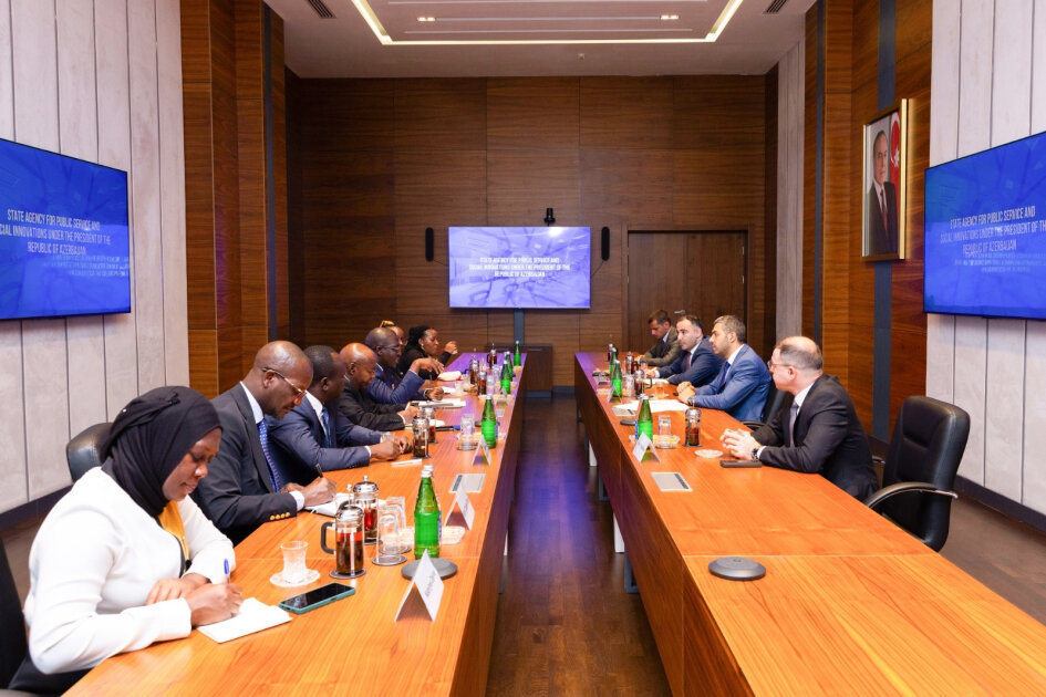 Ugandan minister visits “ASAN Khidmet” center