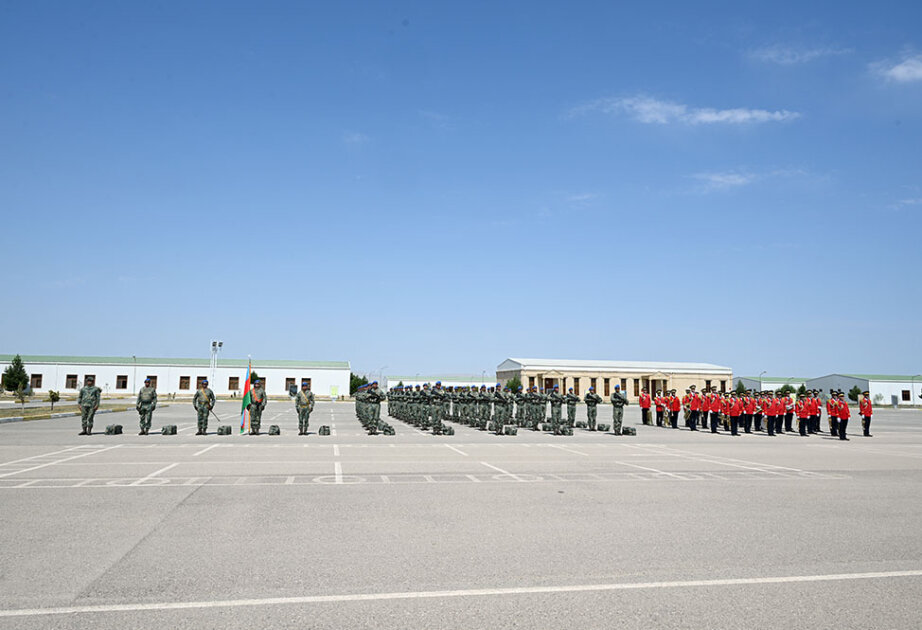 Azerbaijani servicemen to attend military parade in Pakistan