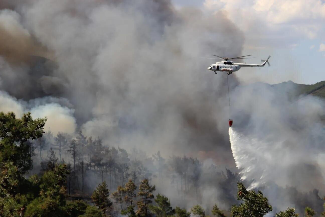 47 hospitalized as Turkiye fire spreads rapidly