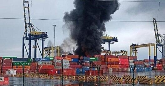 Major fire erupts at recycling plant in Turkiye