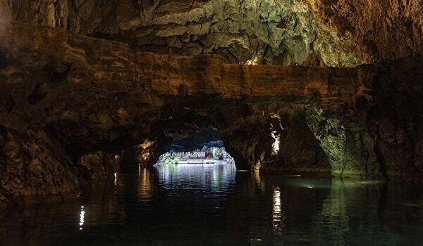 Chinese diver survives 5 days in underwater cave