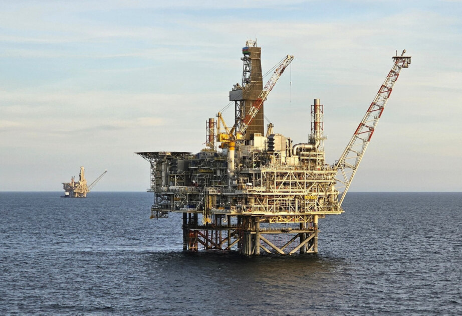 Azerbaijani oil price drops below $68