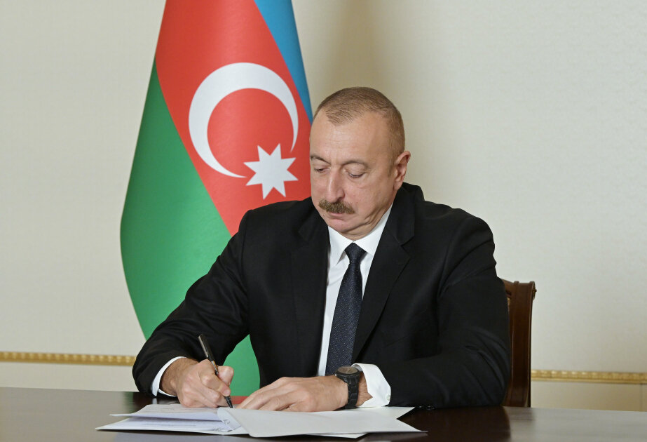 President Ilham Aliyev awards military personnel of State Service for Special Communications and Information Security ORDER