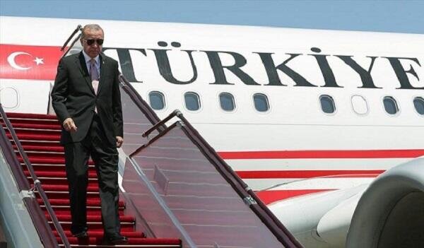 Erdogan arrives in Qatar for Arab-Islamic summit