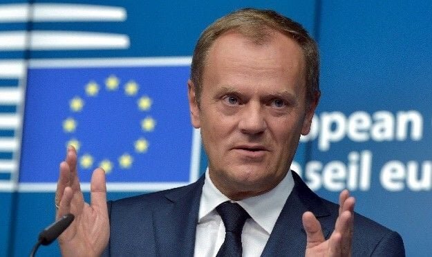 Poland to reopen border crossings with Belarus