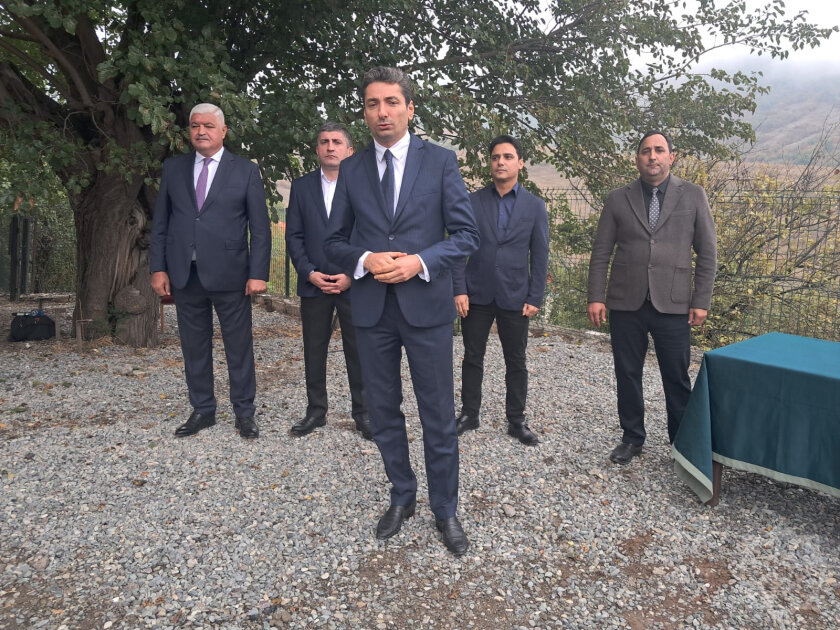 Families resettled in Seyidbayli village of Khojaly receive house keys