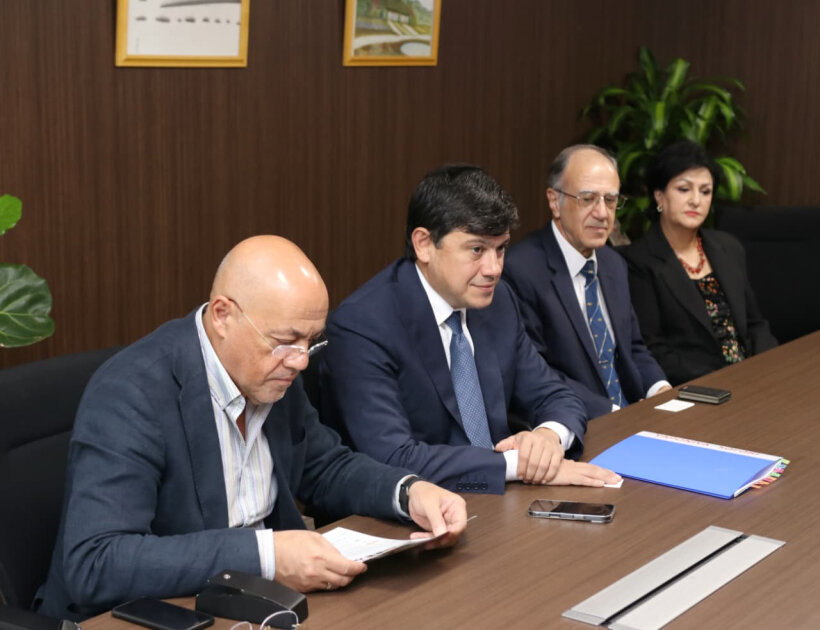 Yamato University makes presentation about Azerbaijan