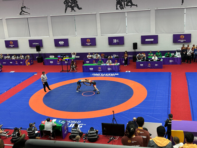 Two more Azerbaijani wrestlers win medals at CIS Games