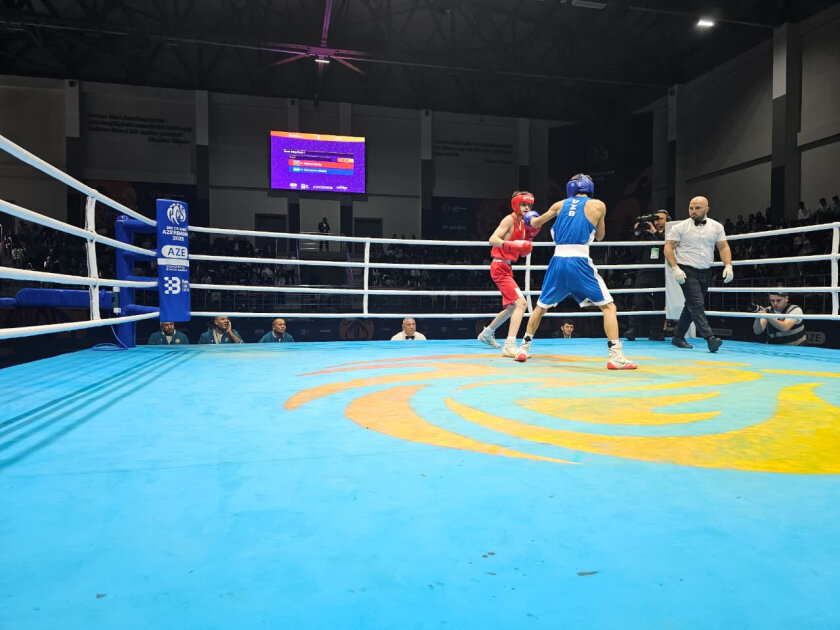Azerbaijani boxer claims gold in boys' category at CIS Games