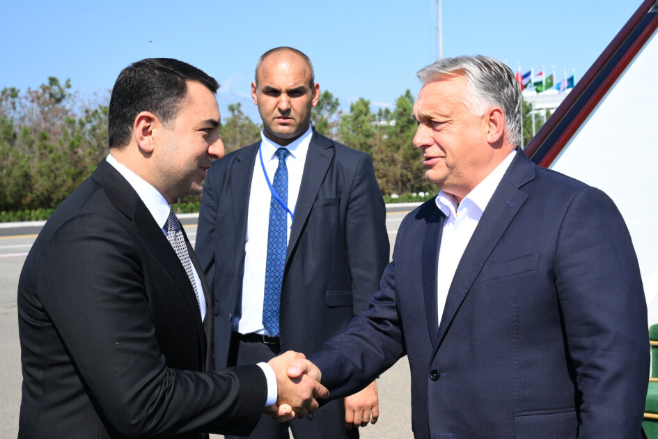 Hungarian PM arrives in Gabala to attend OTS Summit
