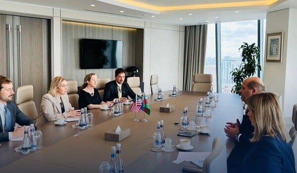 The President's representative met with Amy Carlon