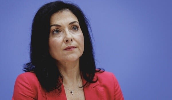 Reich forced to take shelter during Russia’s attack on Kyiv