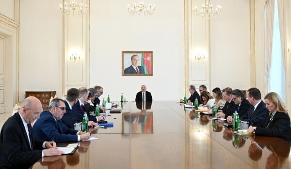 President Ilham Aliyev received NATO delegation - Photo