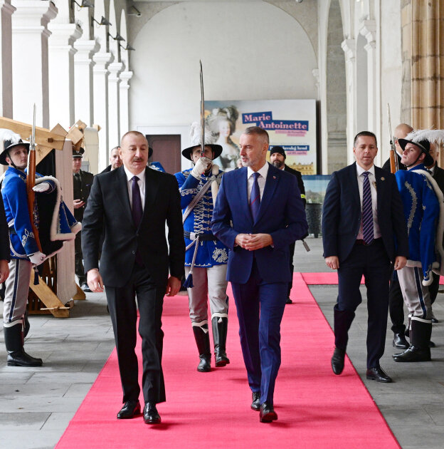 Ilham Aliyev meets Slovak National Council Speaker - Photo