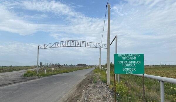 Turkish officials visit Armenia border