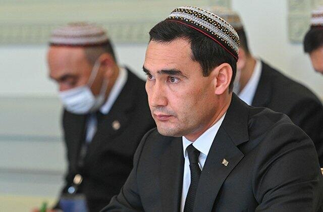 Turkmenistan awards Azerbaijani Ambassador - Photo