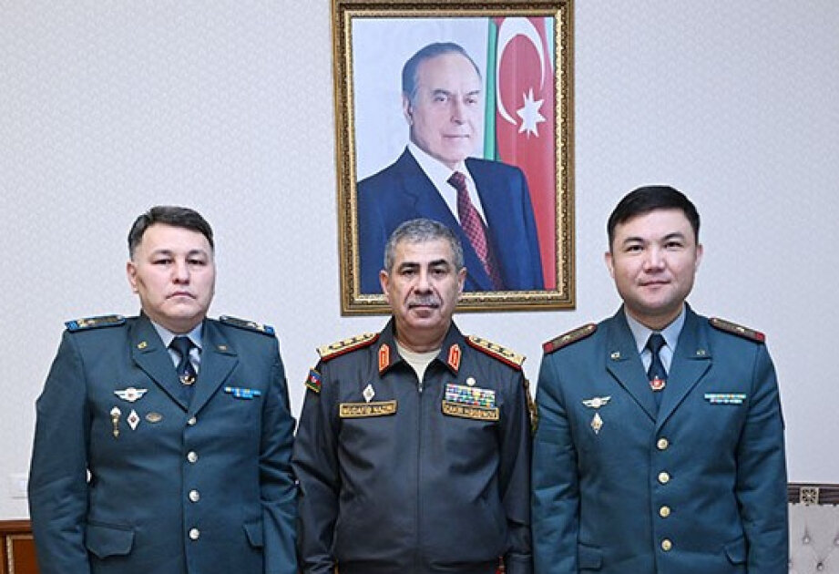 Azerbaijan Minister of Defense receives Kazakhstan’s new military attaché