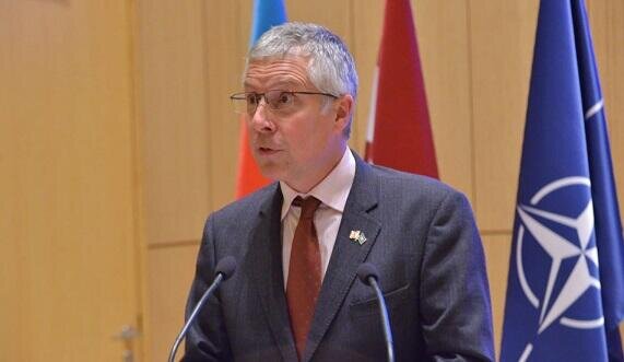 UK Ambassador Fergus Auld ends Azerbaijan mission